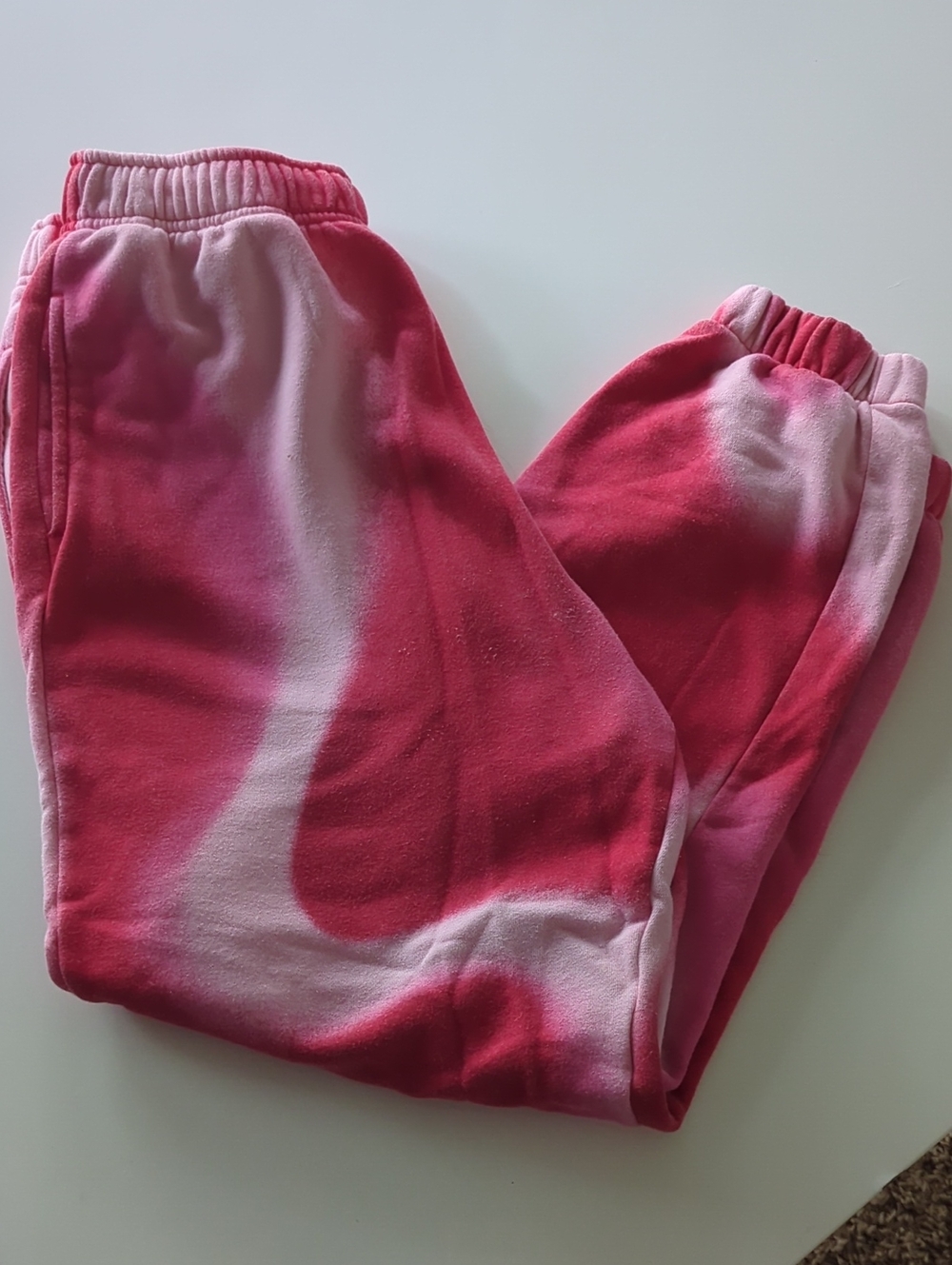 Wild Fable Women's Red & Pink Tie-Dye Sweatpants Size M